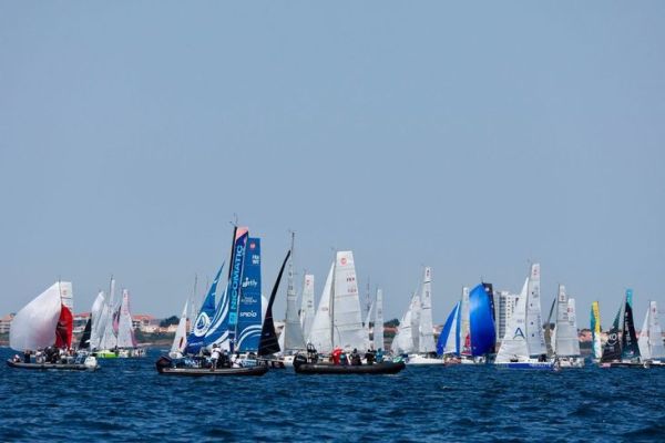 Bon d�part pour la premi�re �tape de la Mini Atlantique