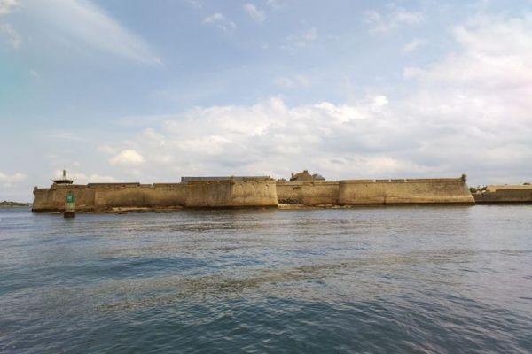 Le Muse de la Marine de Port-Louis se niche dans la citadelle