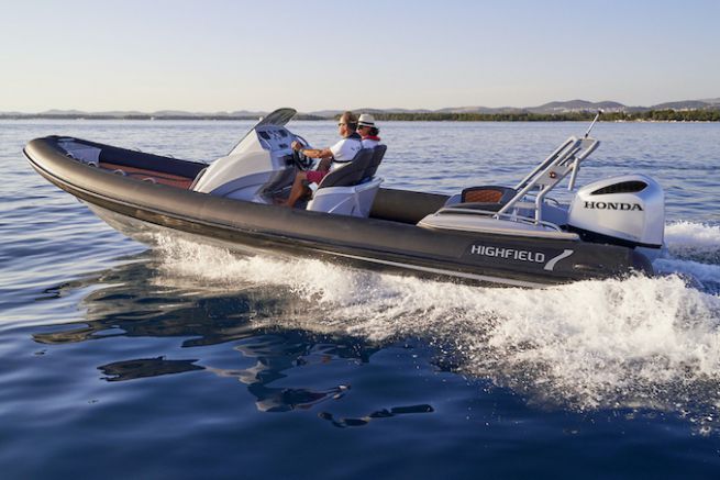 Lire l'article Le HX760 by Honda Marine