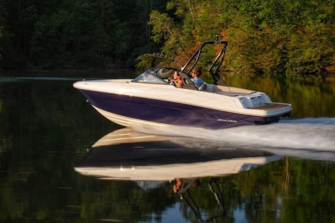 Le nouveau VR4 de Bayliner