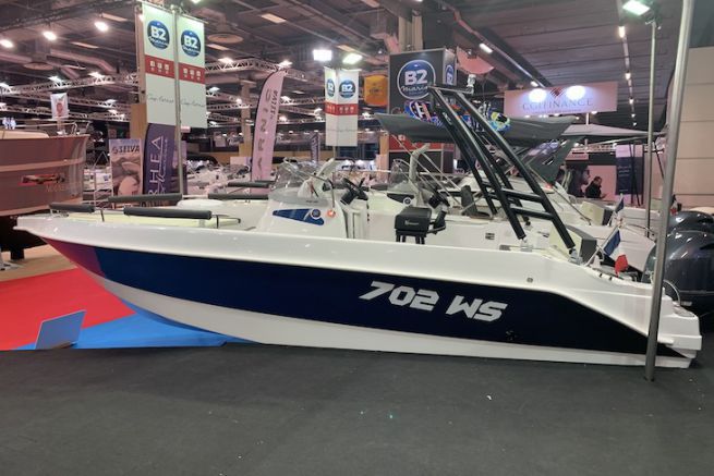 B2 Marine 702 WS