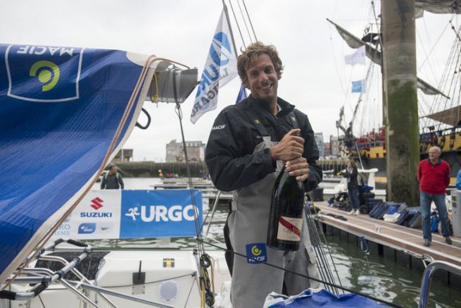 Charlie Dalin remporte la 4e tape de la Solitaire Urgo Le Figaro
