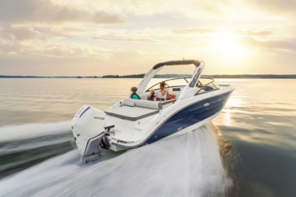 Le nouveau SDX 250 a t dvoil au salon nautique de Fort Lauderdale