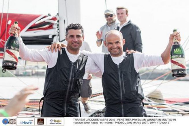 Giancarlo Pedote et Erwan Le Roux � leur arriv�e � Itajai