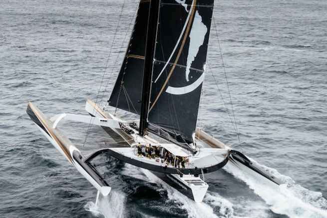 Spindrift 2 sur le Trophe Jules Verne